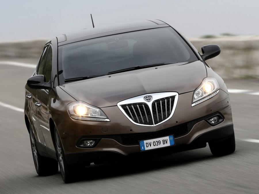  Lancia Delta Executive 2009 года  (фото 13 из 16)